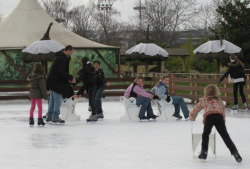 ice skating paris